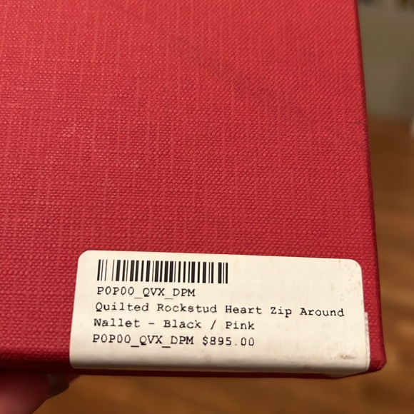 Beautiful Valentino wallet - Picture 12 of 14